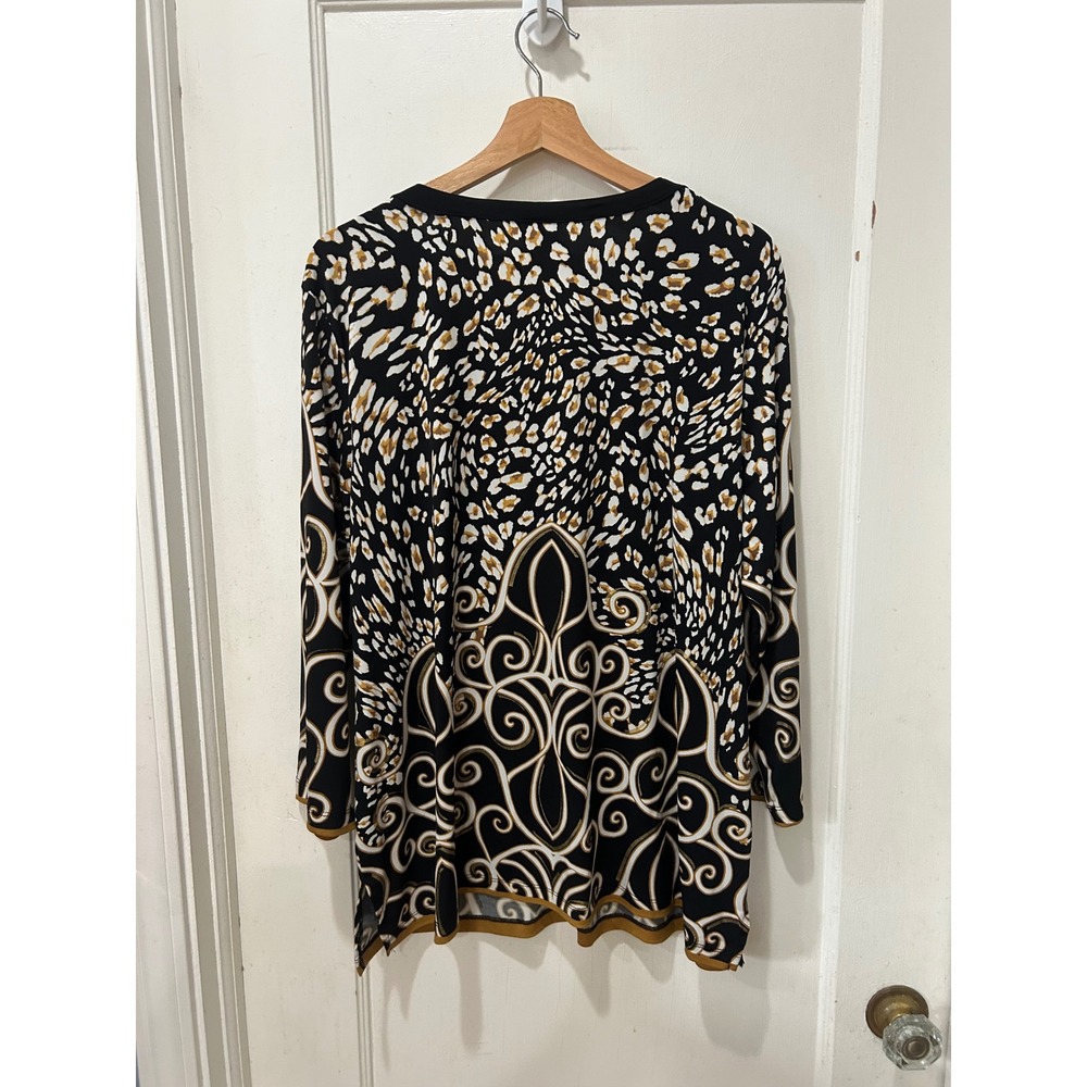 JM Collection XL Tunic Top Black Gold Animal Scroll Print Studded 3/4 Sleeve - Picture 6 of 7